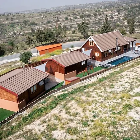Cabin In Village * Lofou